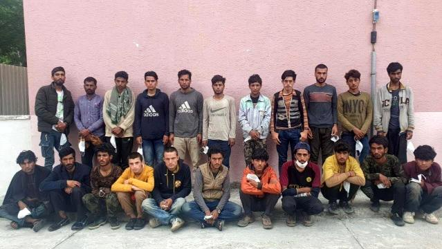 Osmaniye'de 42 mülteci yakalandı
